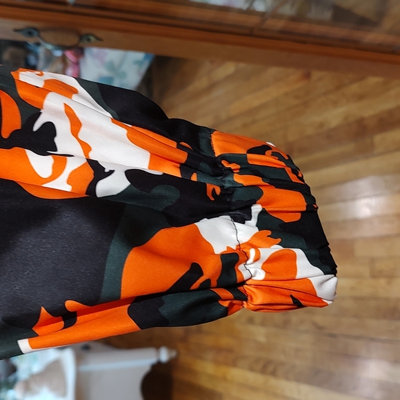 "I Am GIA" Camo Windbreaker Outfit - Picture 7 of 12